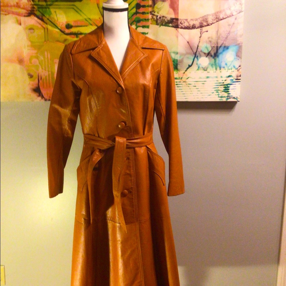 VINTAGE ALTMAN OF DALLAS BELTED COGNAC LONG LEATHER COAT SIZE 14